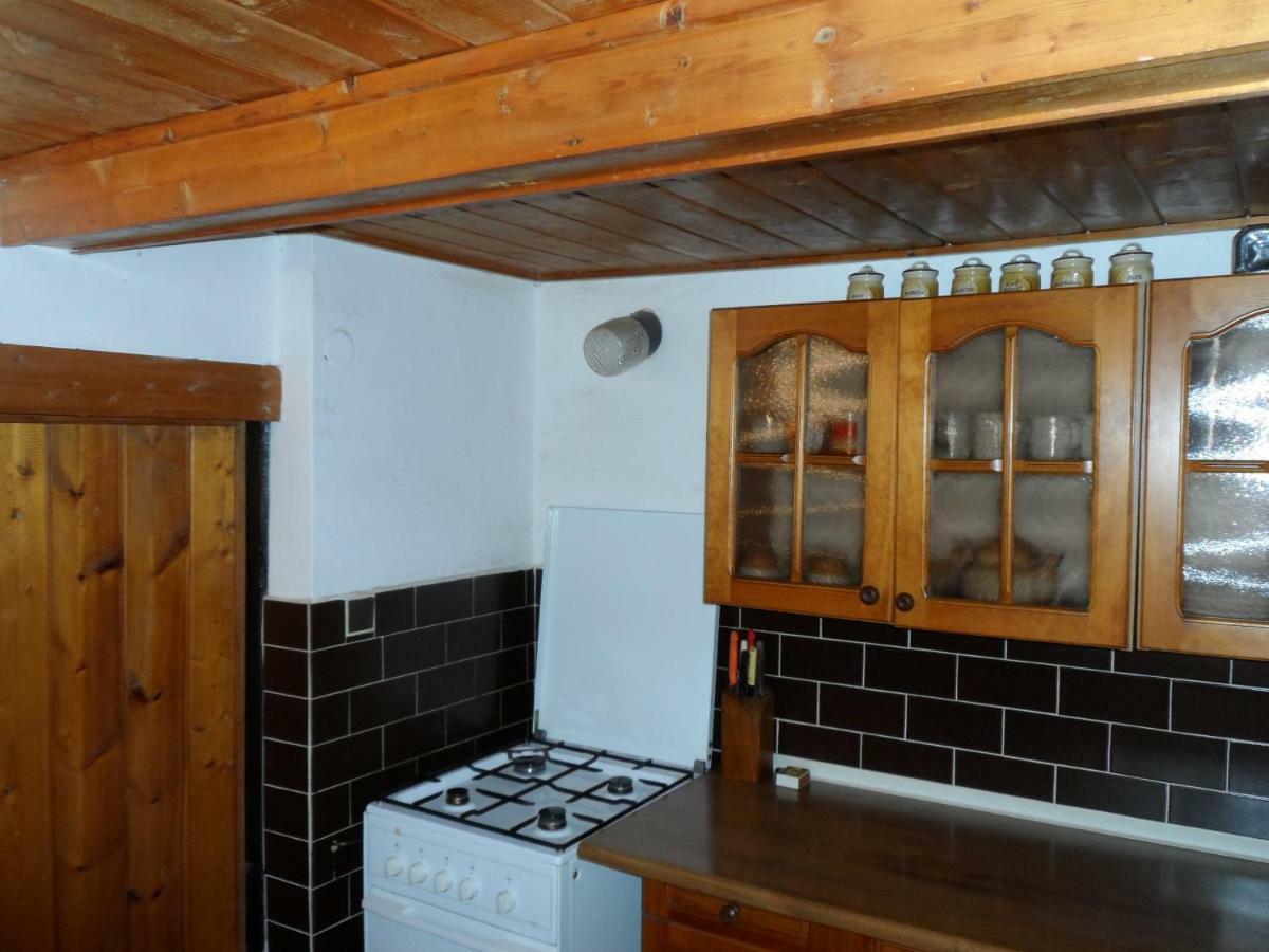 Stylova Chalupa Na Kraji Narodniho Parku Sumava Strunkov Buitenkant foto